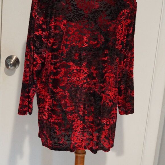 DB Established 1962 Layered Velvet Blouse Bright Red/Black- Size 1X. - Picture 3 of 10